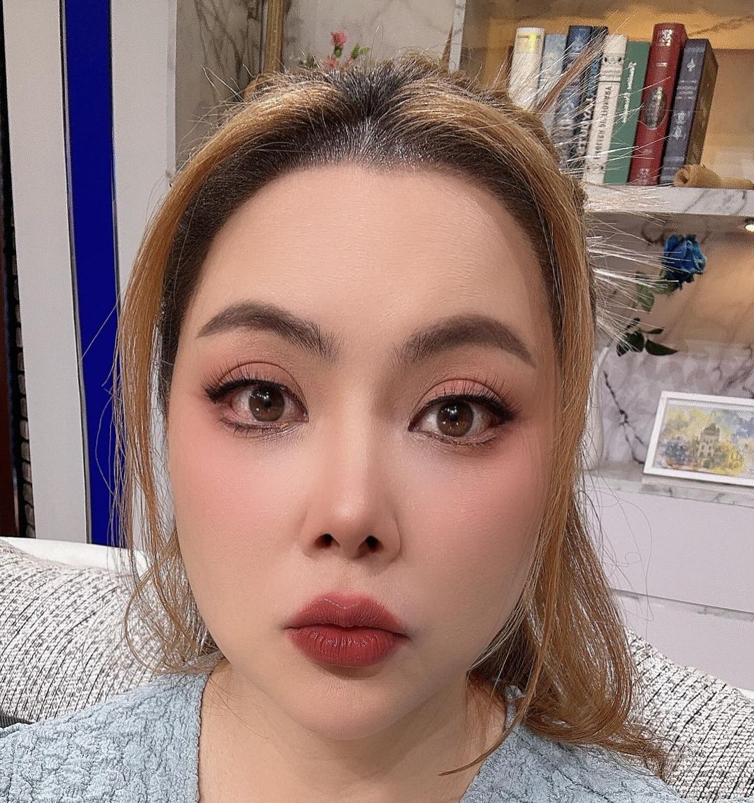 บุ๋ม - ปนัดดา วงศ์ผู้ดี