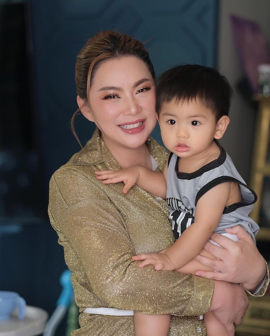 บุ๋ม - ปนัดดา วงศ์ผู้ดี