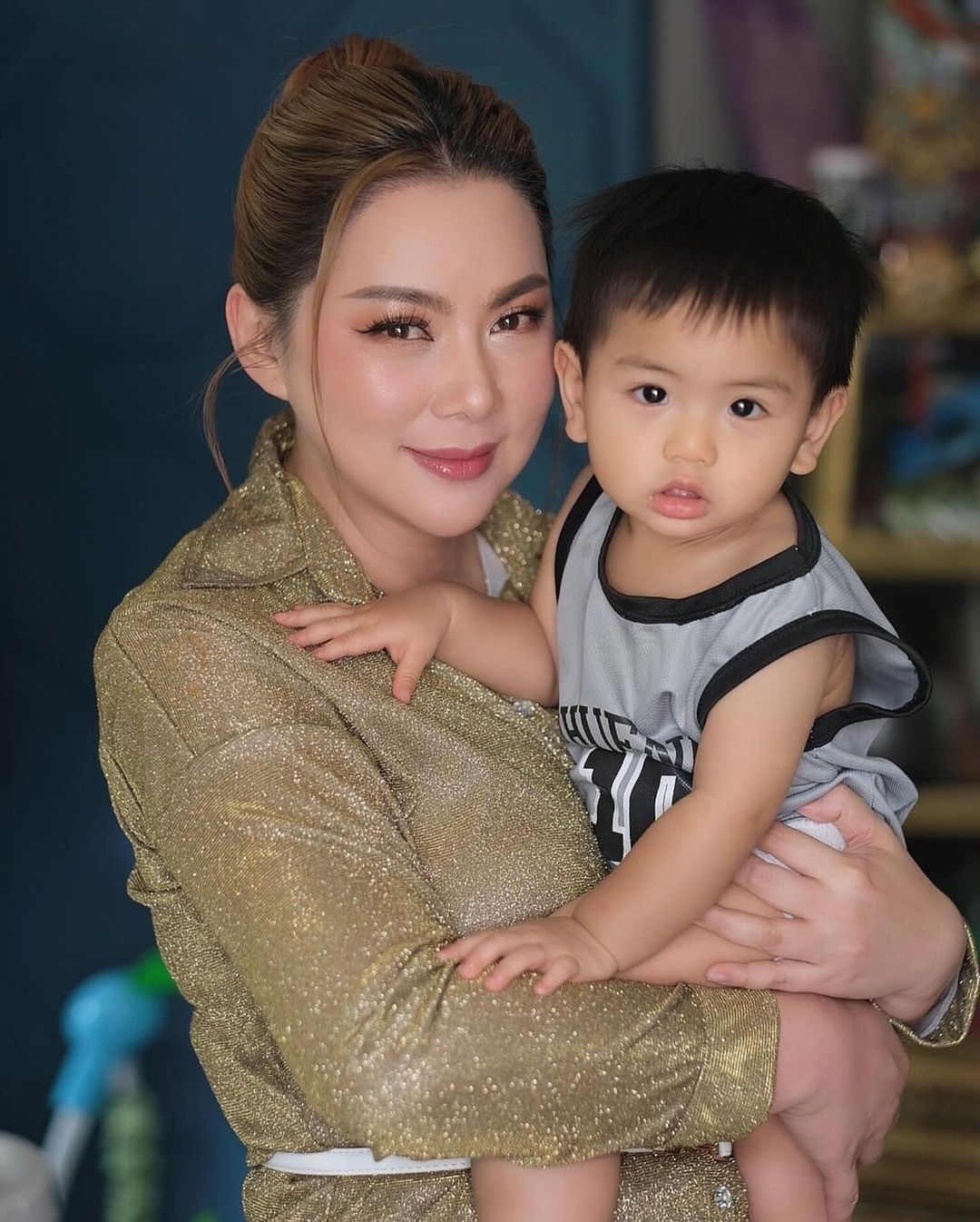 บุ๋ม - ปนัดดา วงศ์ผู้ดี
