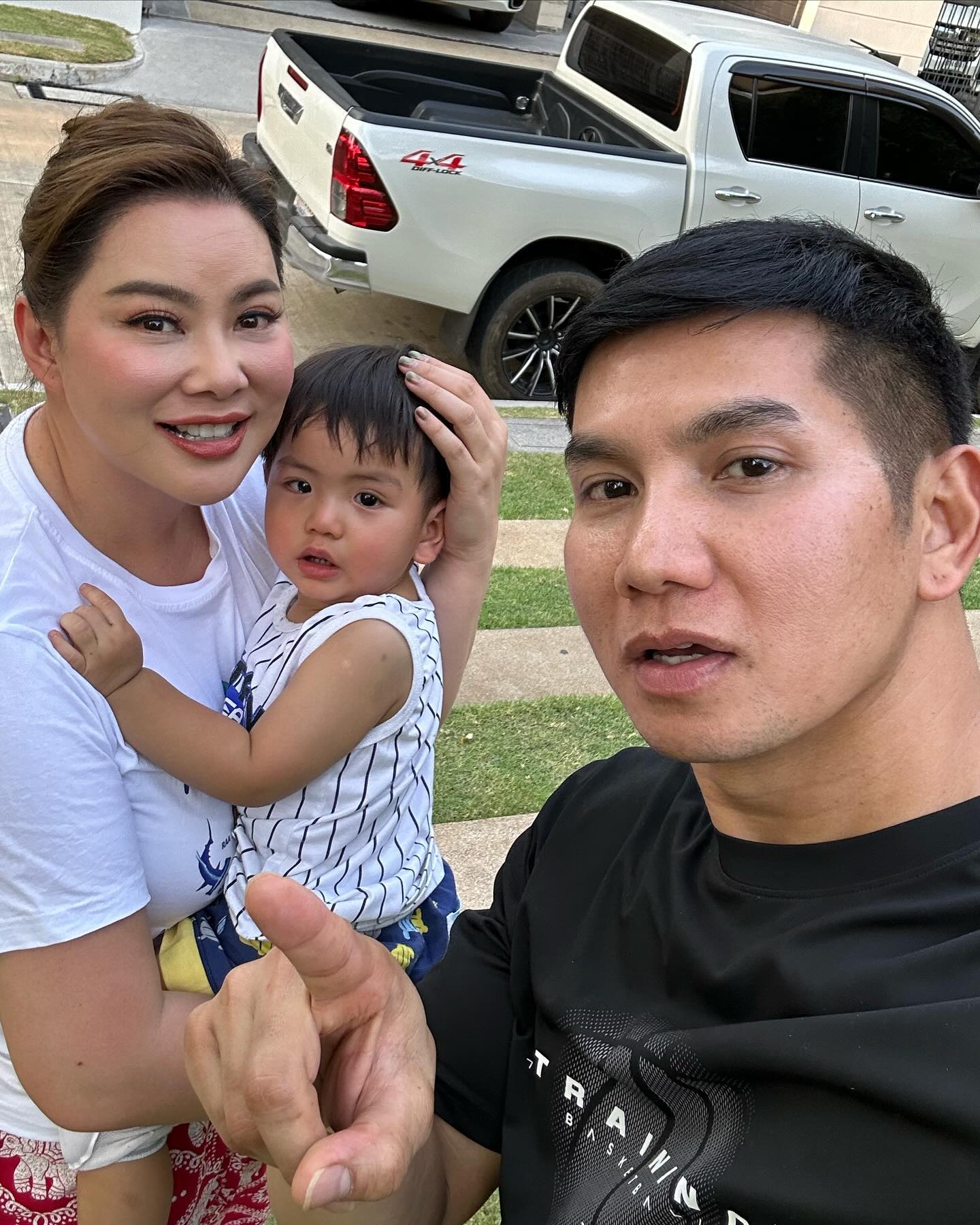 บุ๋ม - ปนัดดา วงศ์ผู้ดี