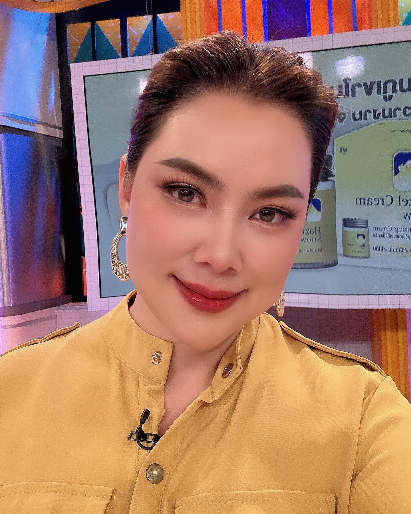 บุ๋ม - ปนัดดา วงศ์ผู้ดี