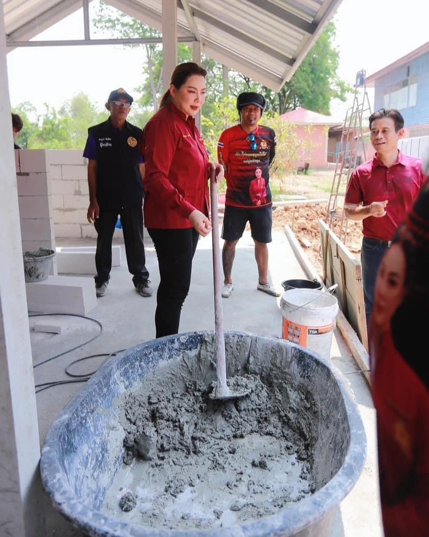 บุ๋ม - ปนัดดา วงศ์ผู้ดี