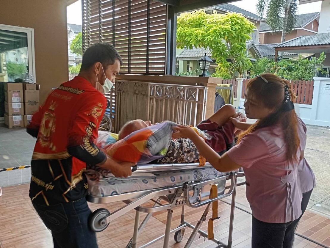 บุ๋ม - ปนัดดา วงศ์ผู้ดี
