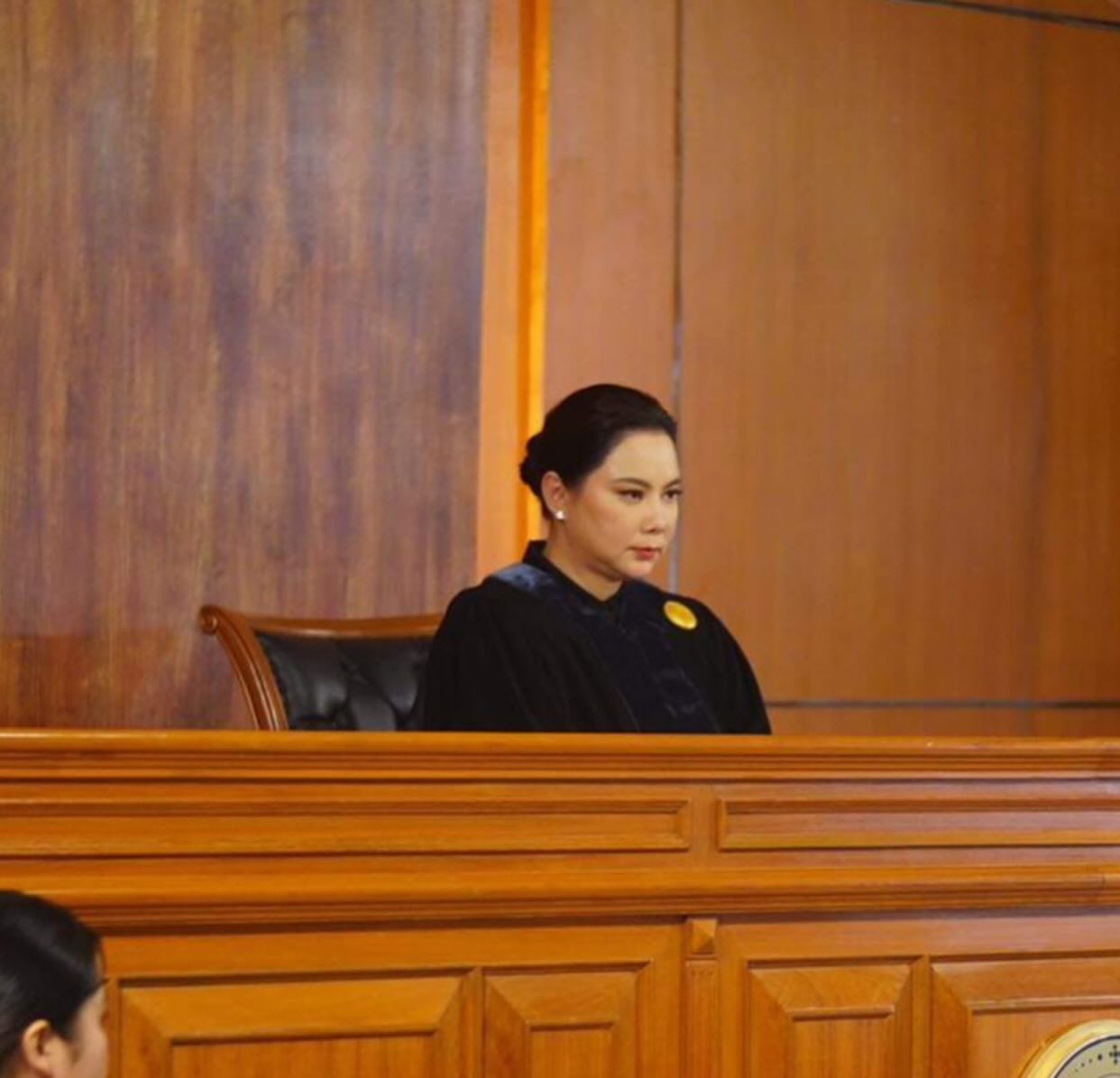 บุ๋ม - ปนัดดา วงศ์ผู้ดี