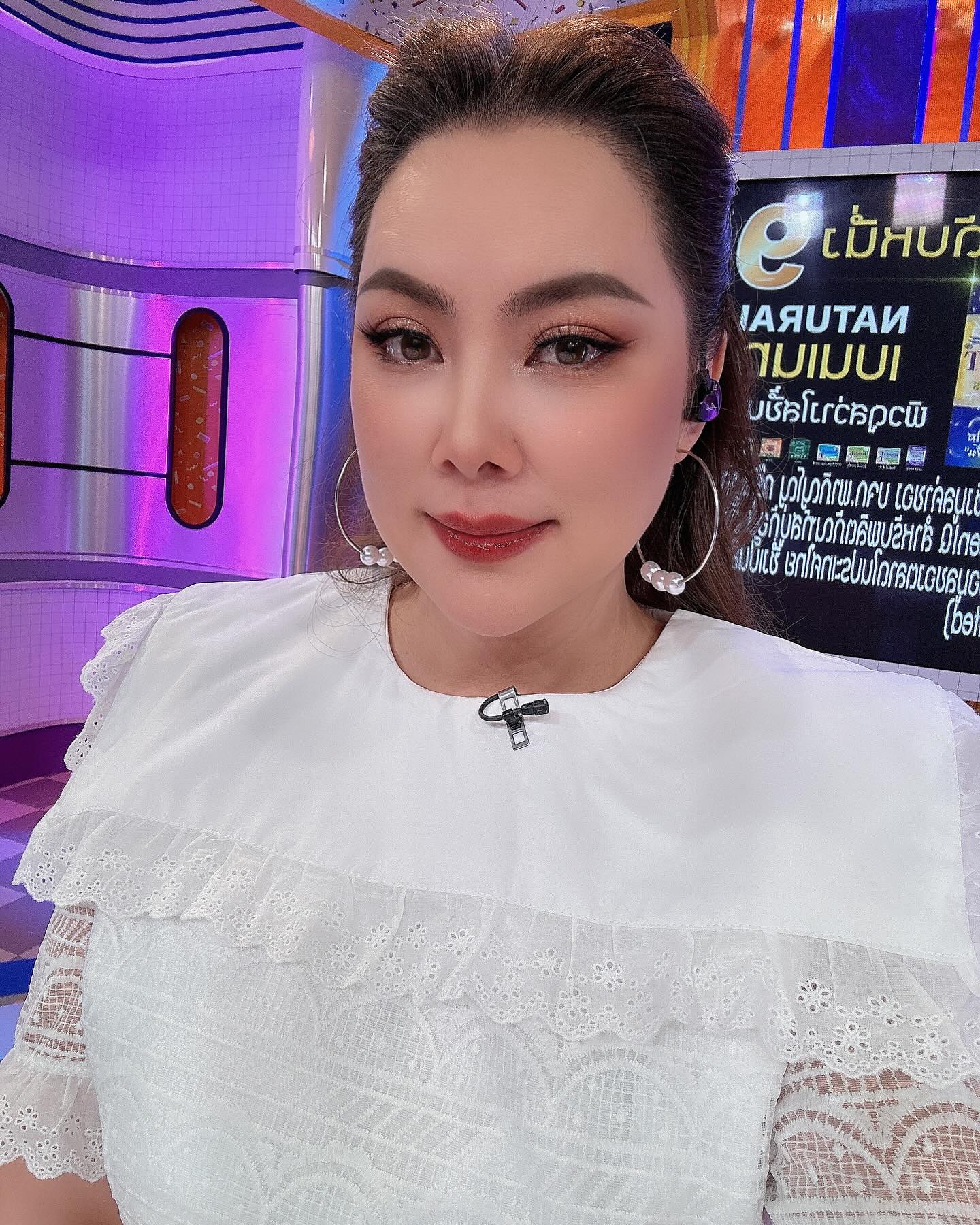 บุ๋ม - ปนัดดา วงศ์ผู้ดี