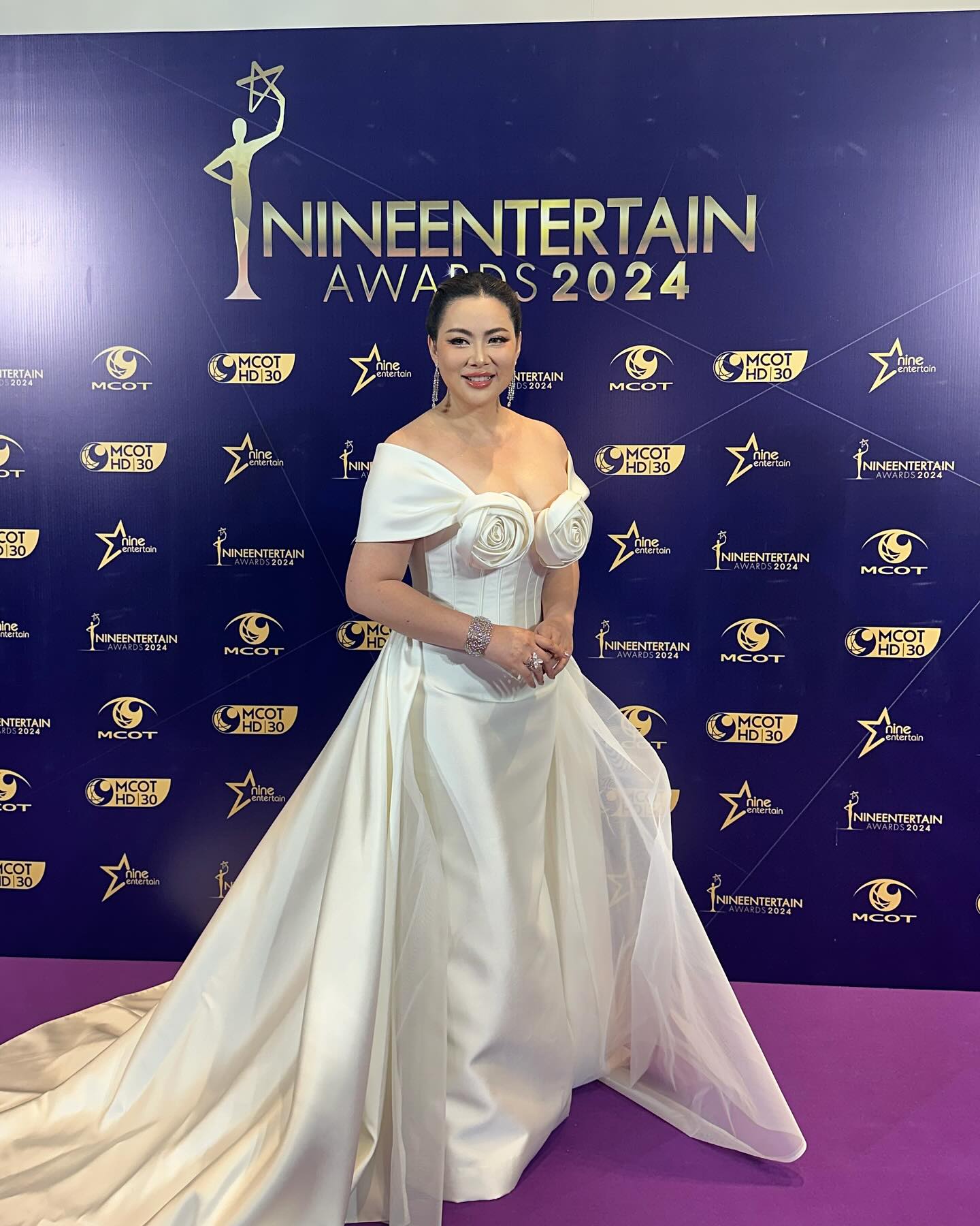 บุ๋ม - ปนัดดา วงศ์ผู้ดี