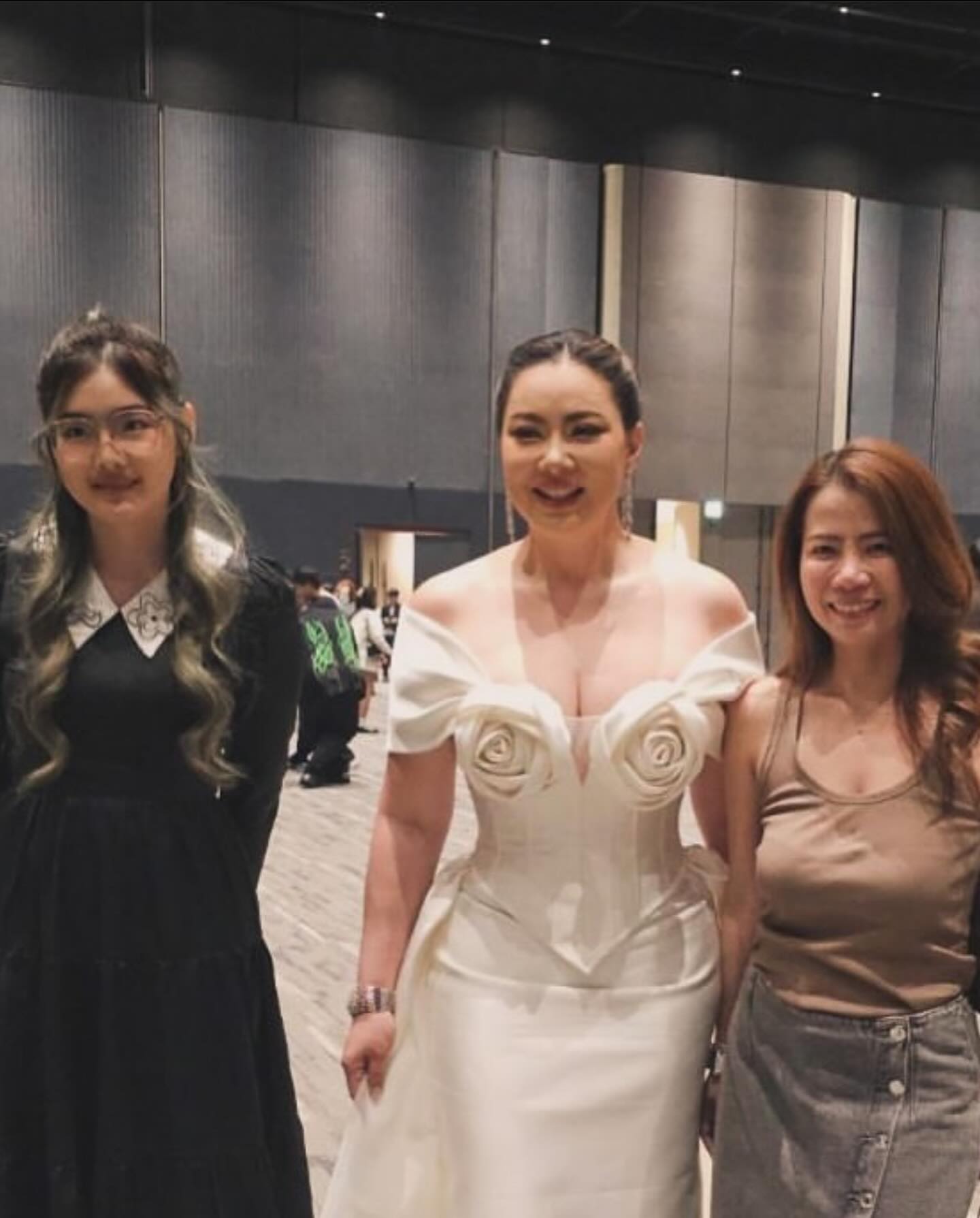 บุ๋ม - ปนัดดา วงศ์ผู้ดี