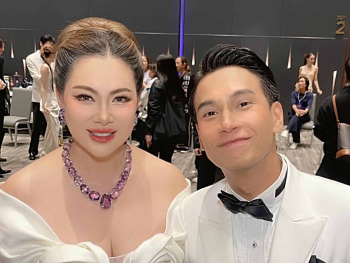 บุ๋ม - ปนัดดา วงศ์ผู้ดี