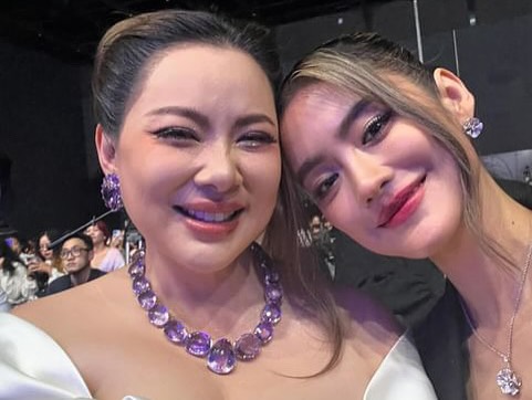 บุ๋ม - ปนัดดา วงศ์ผู้ดี