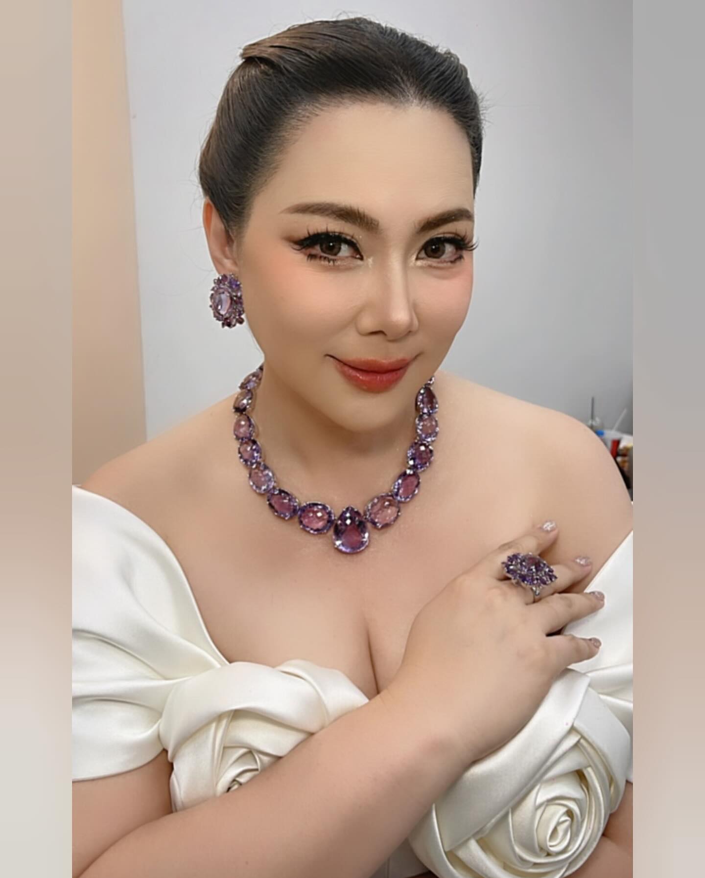 บุ๋ม - ปนัดดา วงศ์ผู้ดี