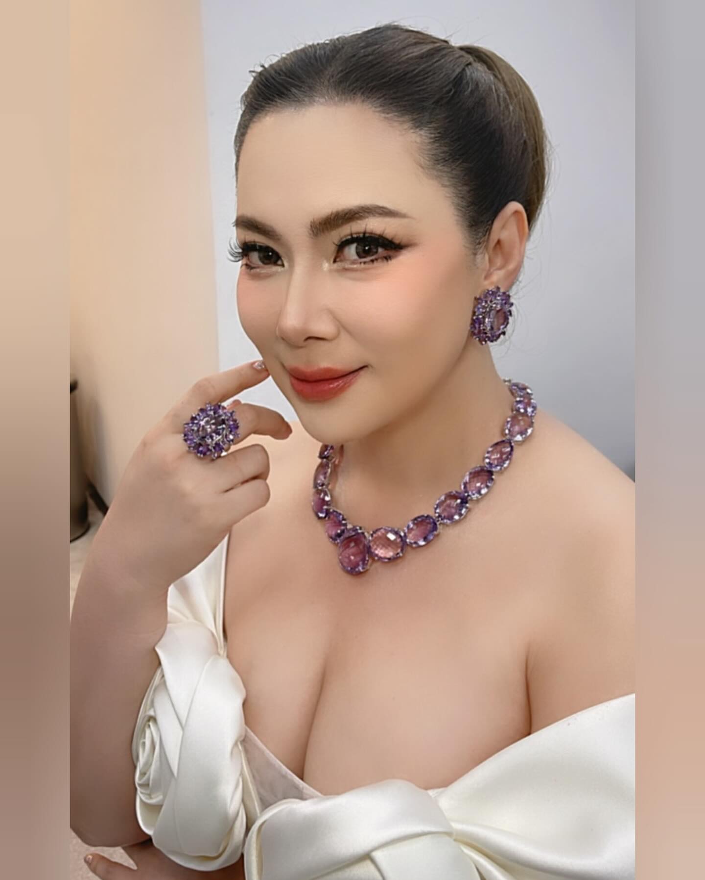 บุ๋ม - ปนัดดา วงศ์ผู้ดี