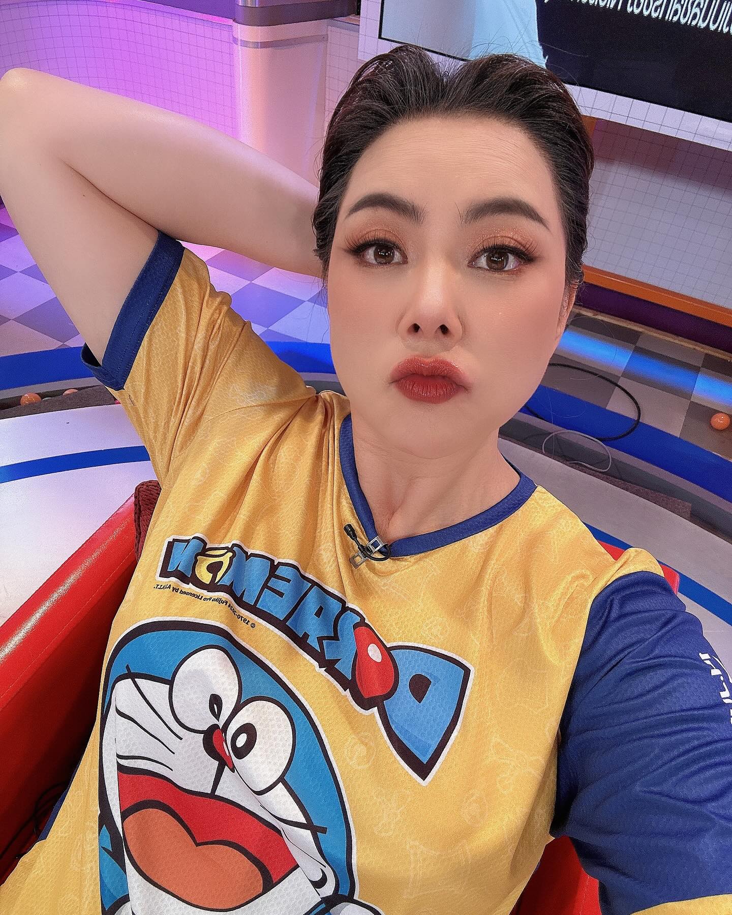 บุ๋ม - ปนัดดา วงศ์ผู้ดี