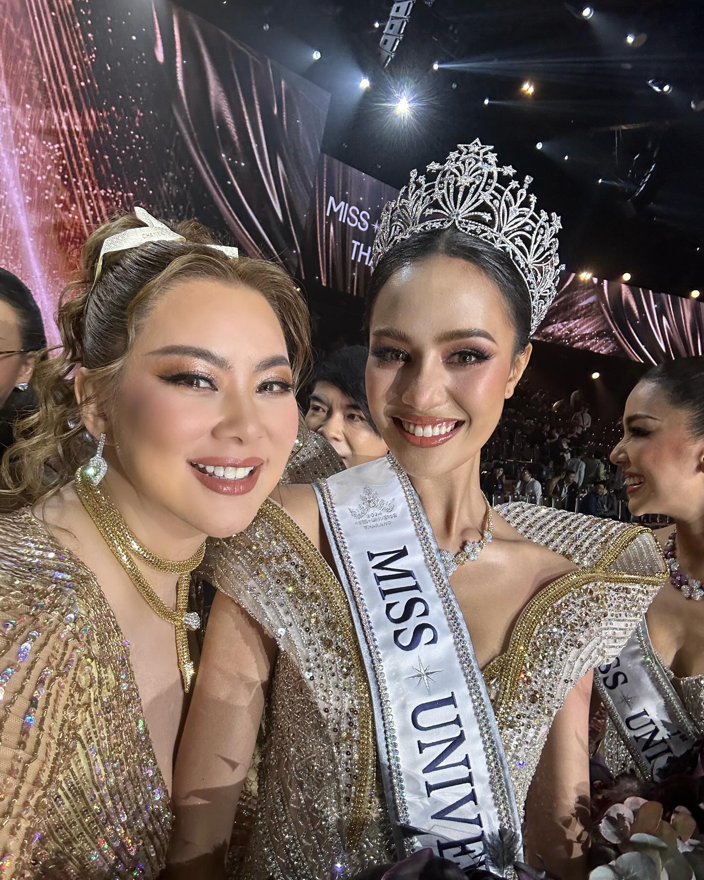 บุ๋ม - ปนัดดา วงศ์ผู้ดี