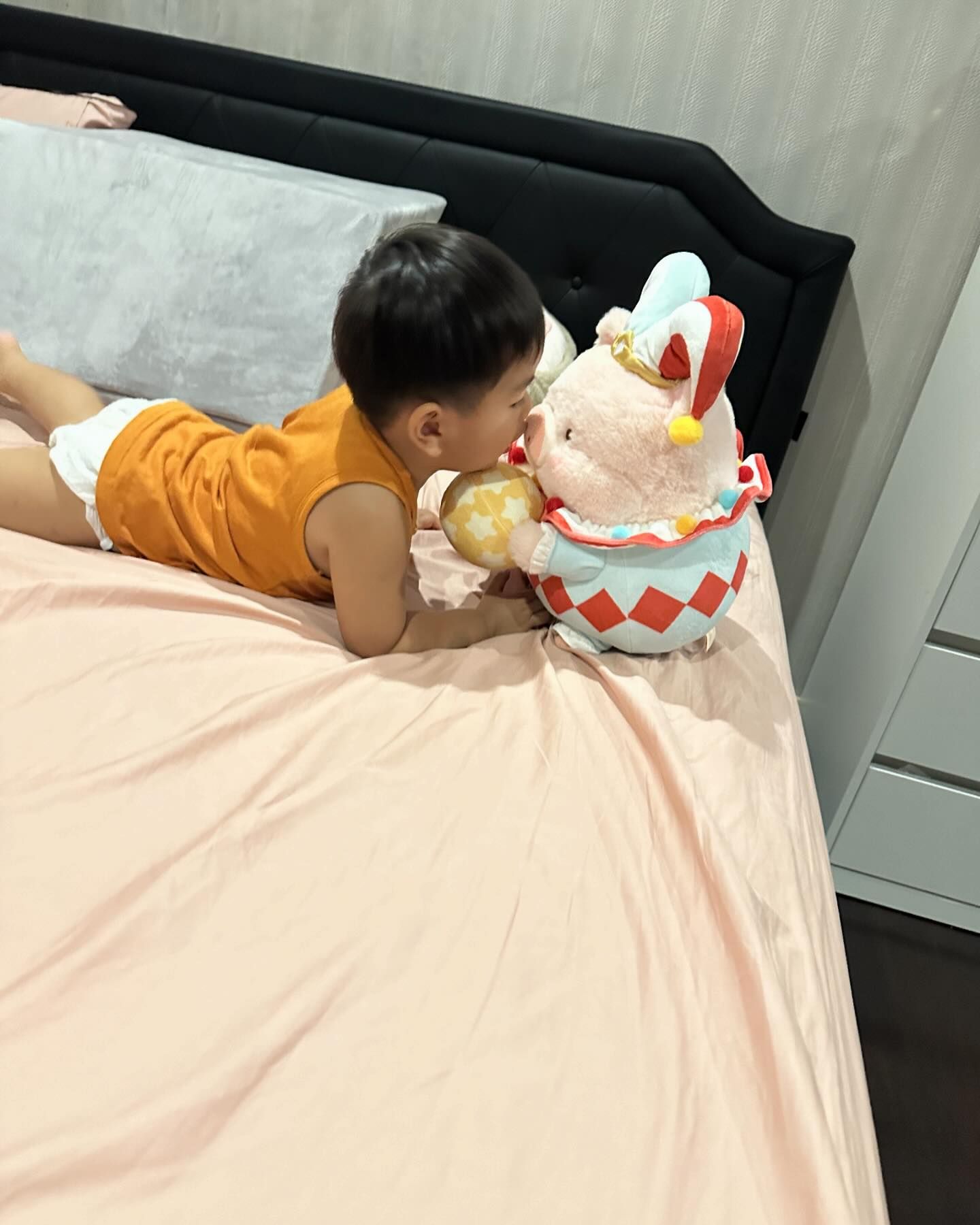 บุ๋ม - ปนัดดา วงศ์ผู้ดี