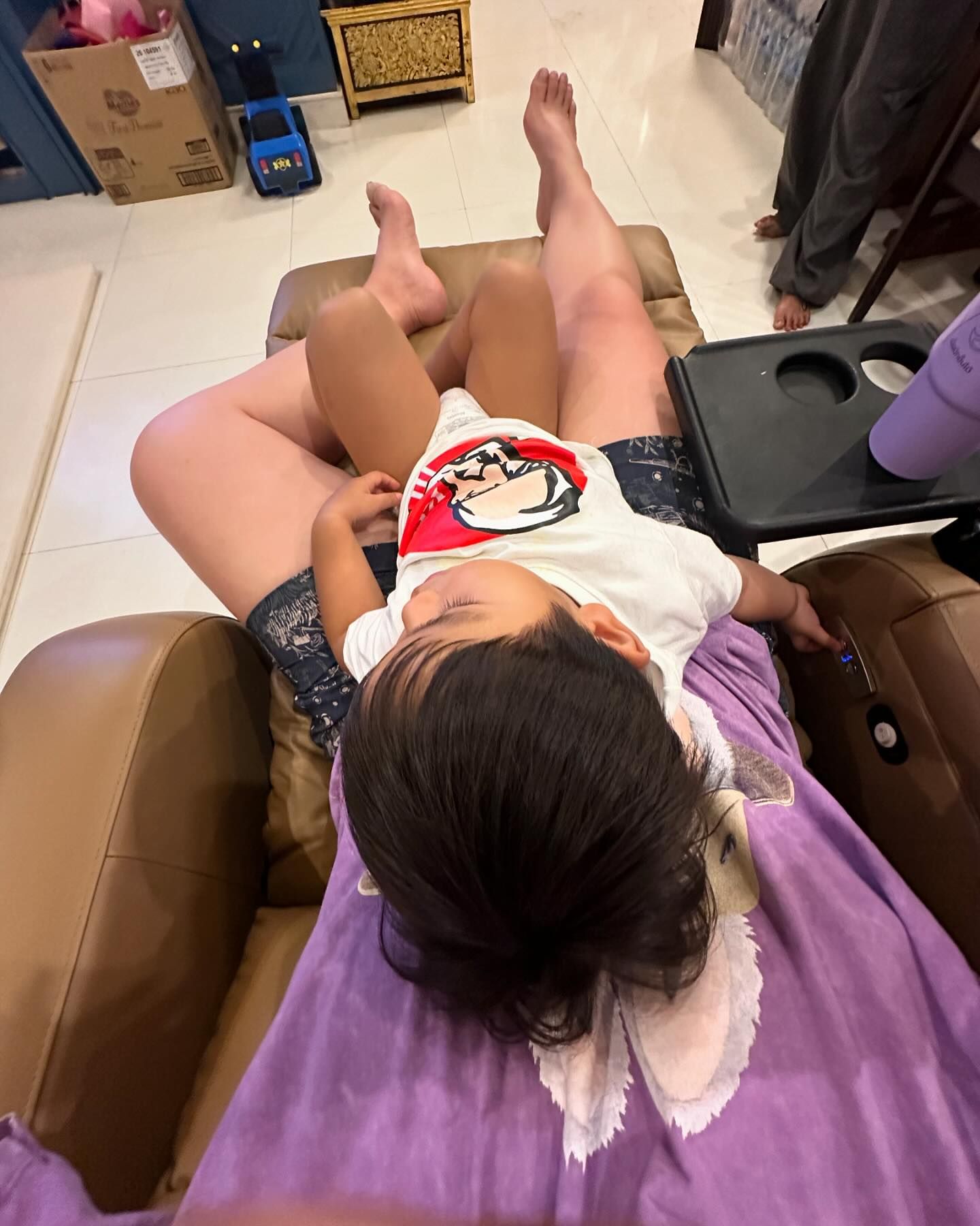 บุ๋ม - ปนัดดา วงศ์ผู้ดี