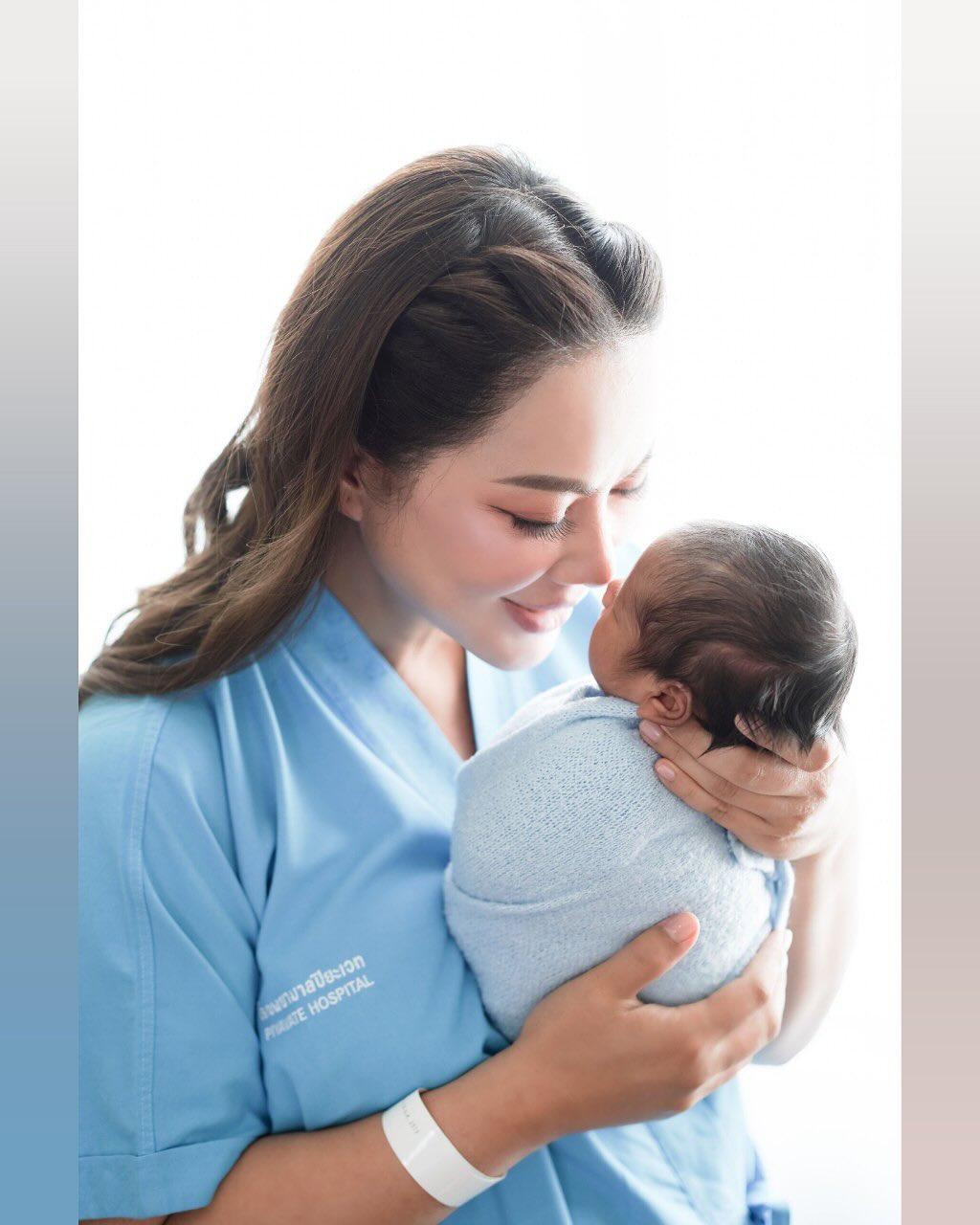 บุ๋ม - ปนัดดา วงศ์ผู้ดี