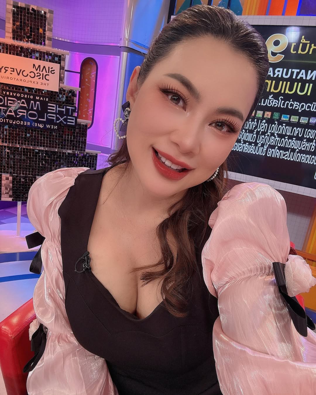 บุ๋ม - ปนัดดา วงศ์ผู้ดี