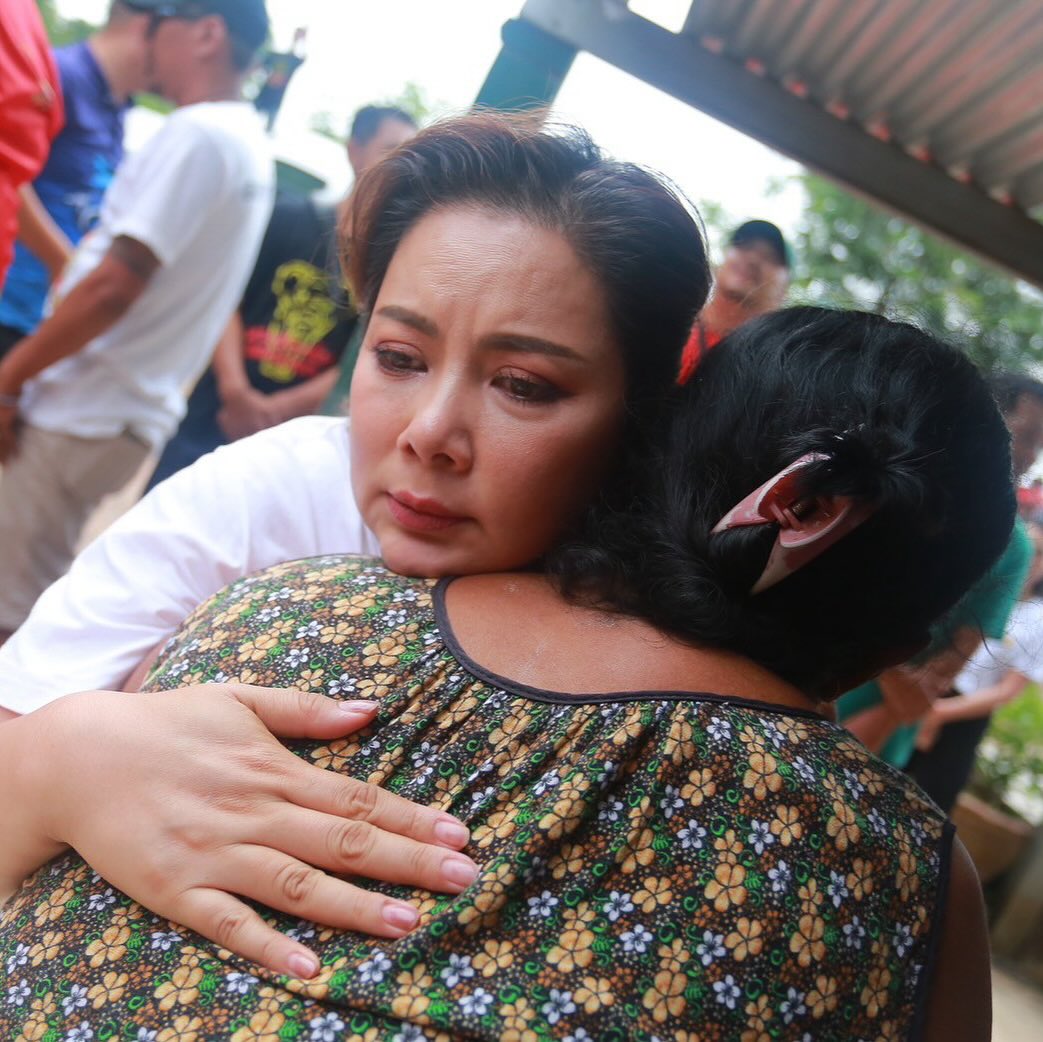 บุ๋ม - ปนัดดา วงศ์ผู้ดี