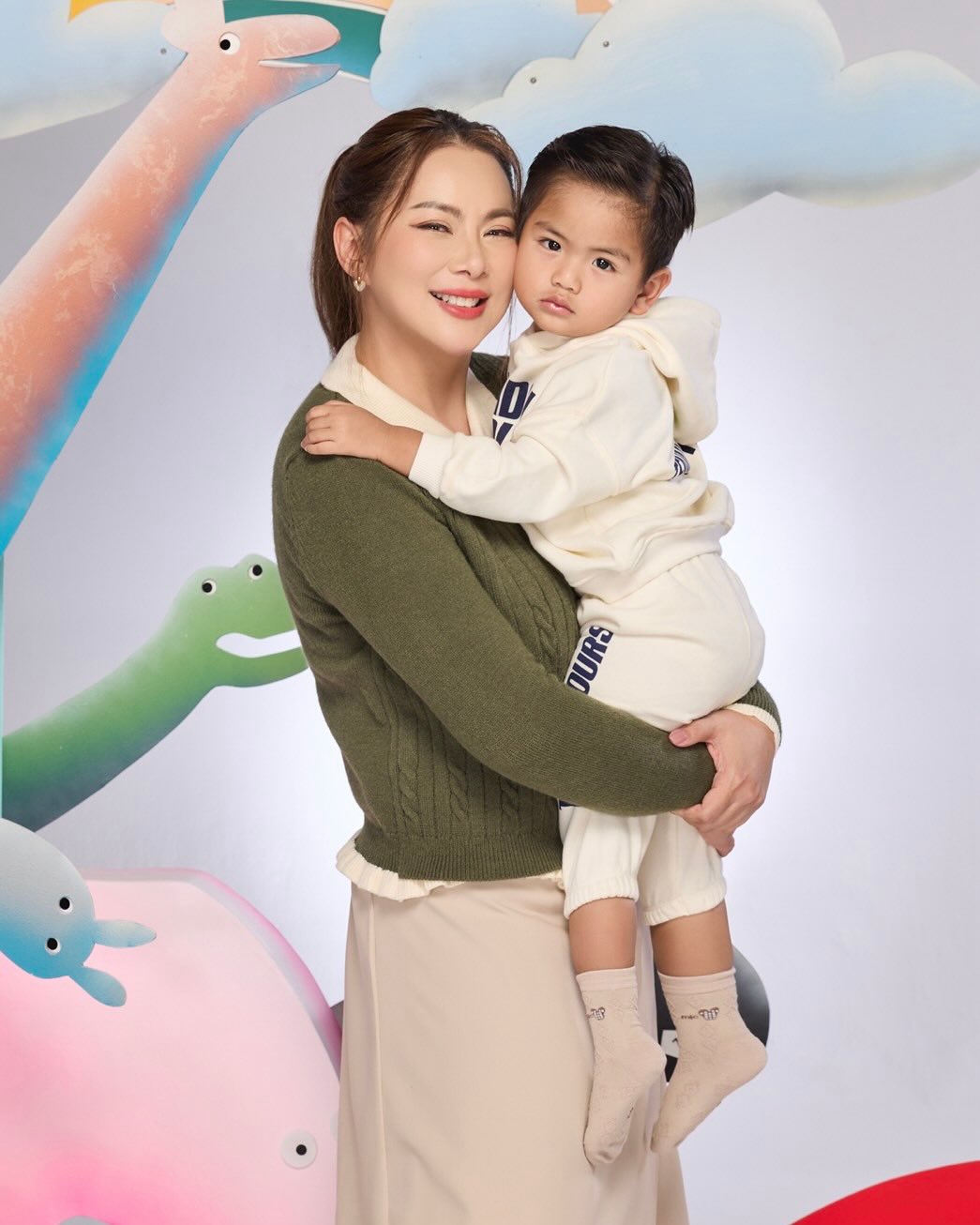 บุ๋ม - ปนัดดา วงศ์ผู้ดี