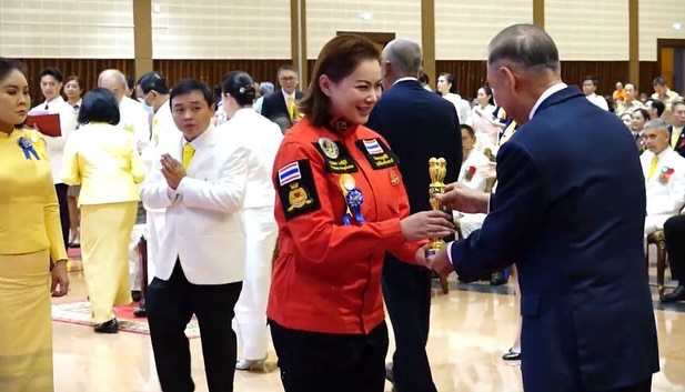 บุ๋ม - ปนัดดา วงศ์ผู้ดี