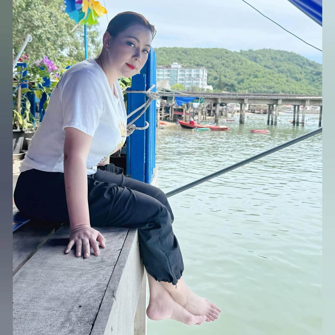 บุ๋ม - ปนัดดา วงศ์ผู้ดี