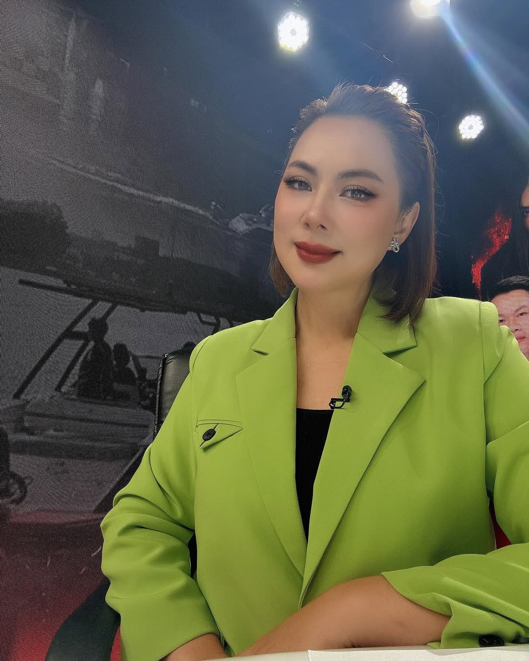 บุ๋ม - ปนัดดา วงศ์ผู้ดี