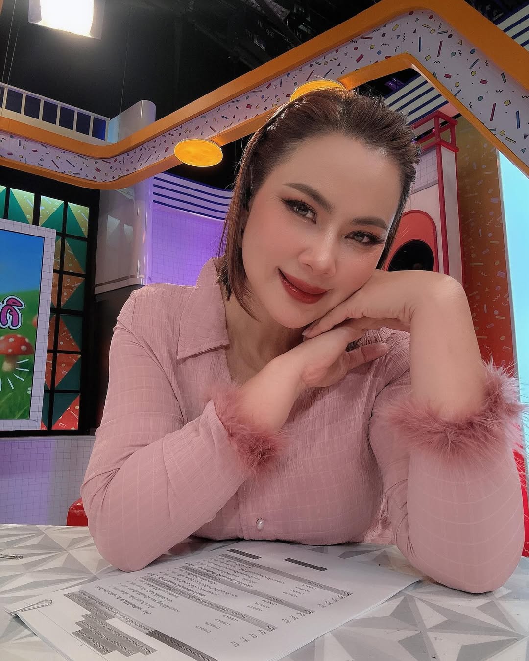 บุ๋ม - ปนัดดา วงศ์ผู้ดี