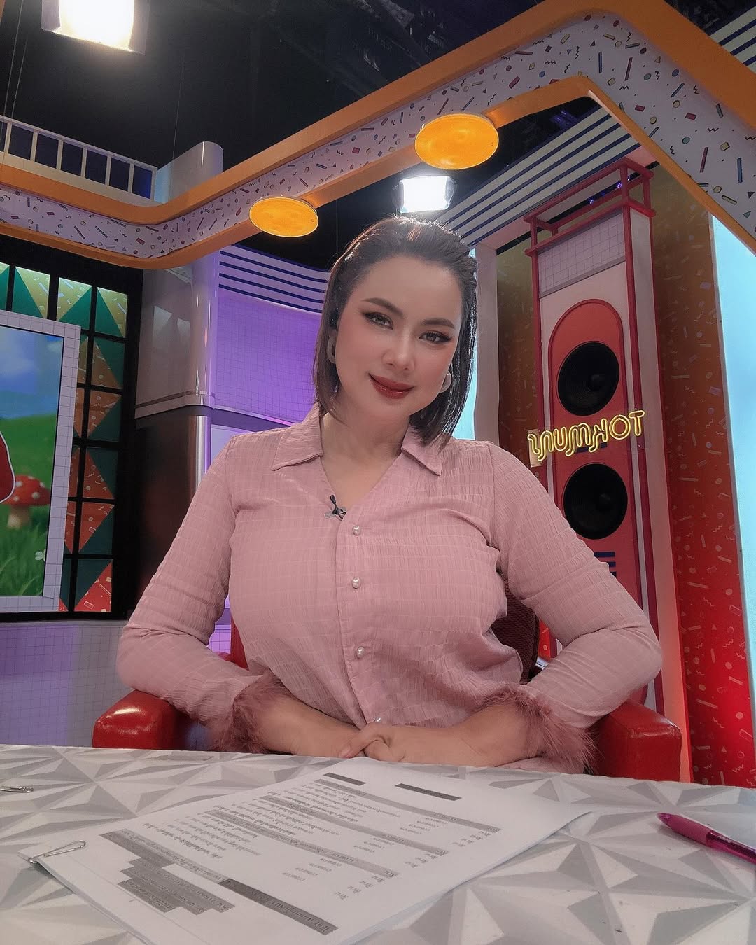 บุ๋ม - ปนัดดา วงศ์ผู้ดี