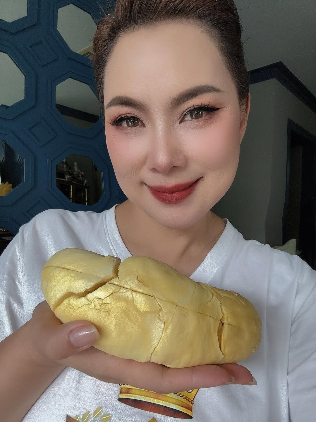 บุ๋ม - ปนัดดา วงศ์ผู้ดี