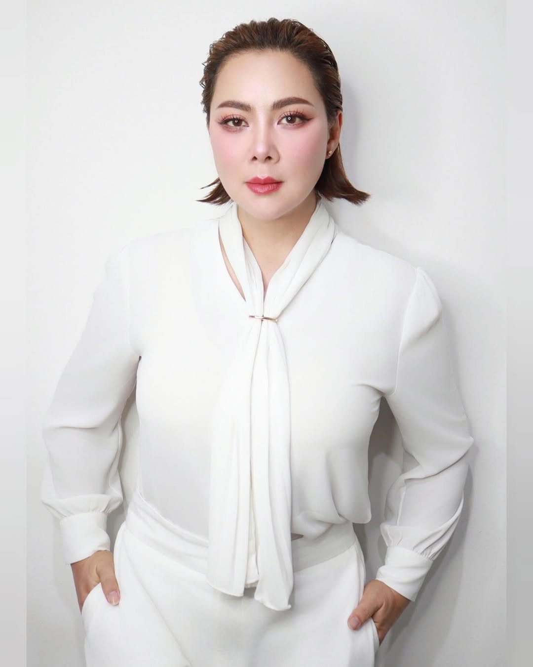 บุ๋ม - ปนัดดา วงศ์ผู้ดี