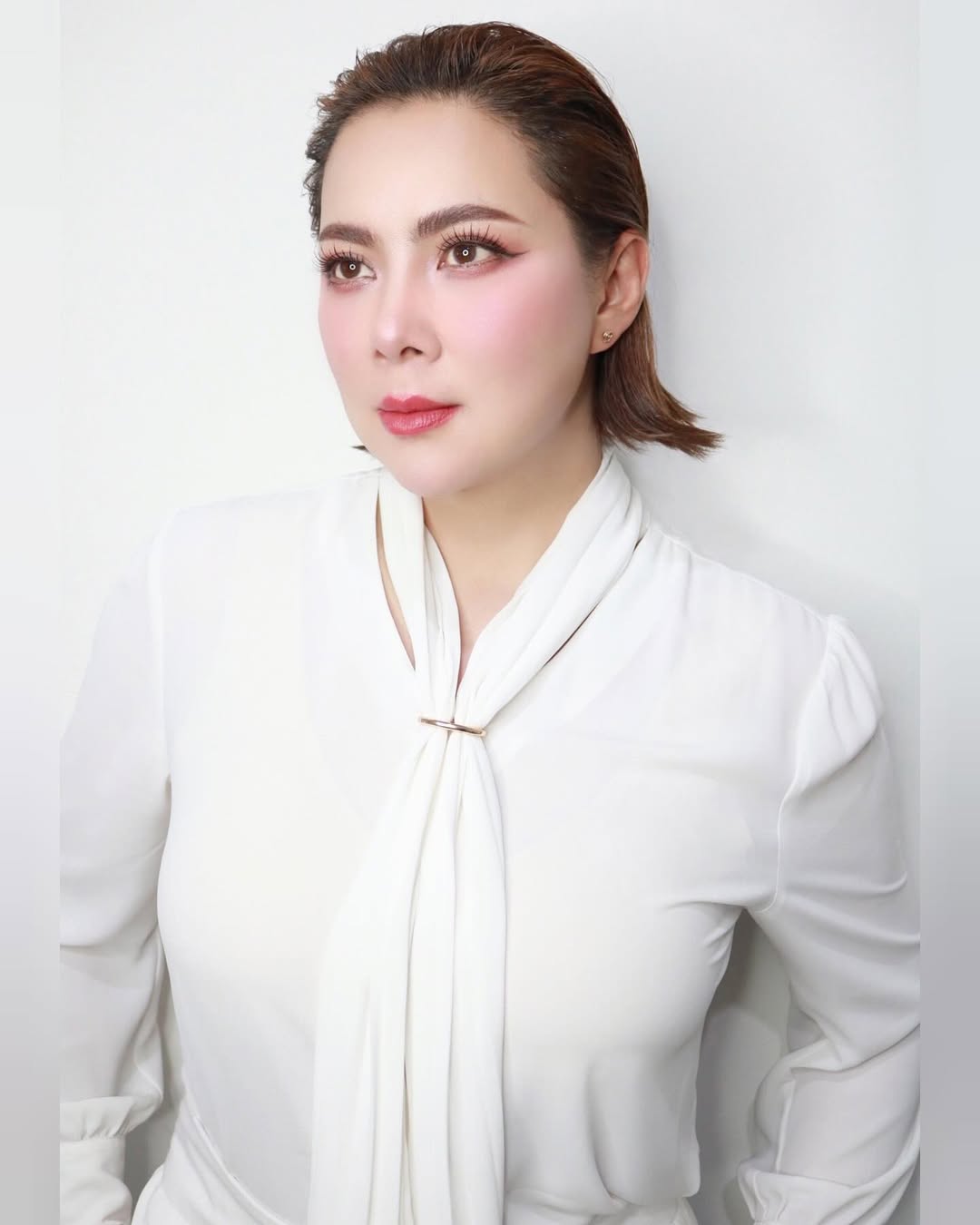 บุ๋ม - ปนัดดา วงศ์ผู้ดี