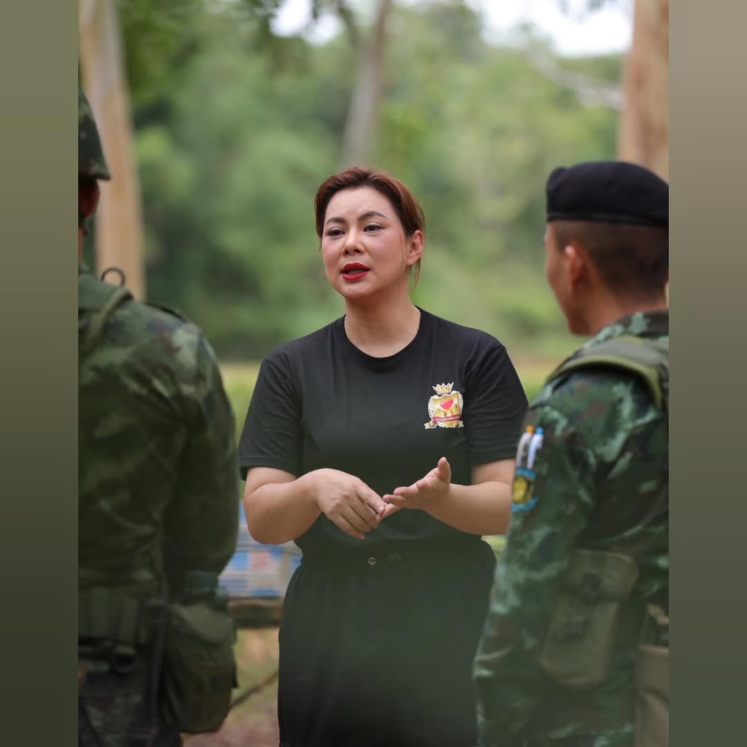 บุ๋ม - ปนัดดา วงศ์ผู้ดี
