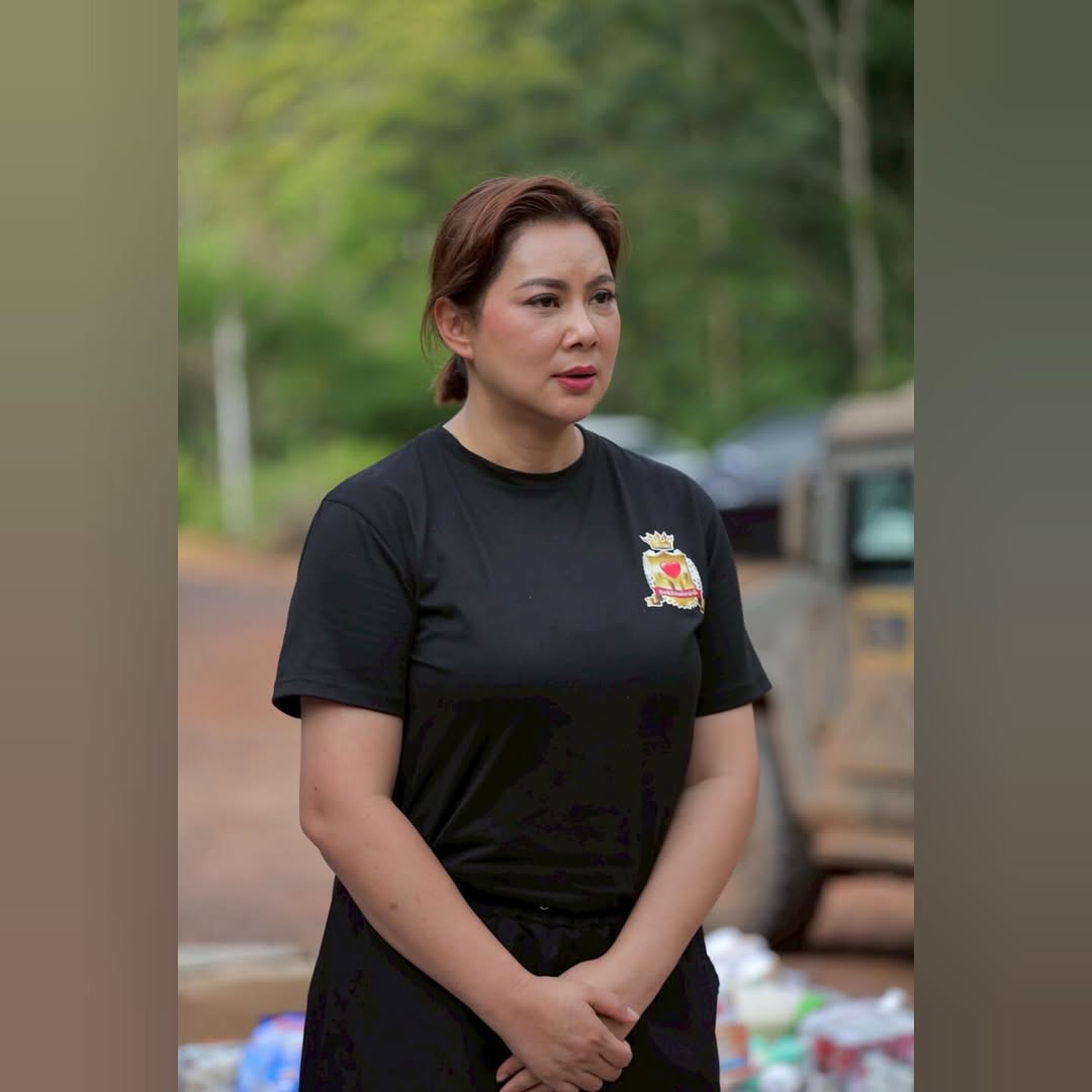 บุ๋ม - ปนัดดา วงศ์ผู้ดี