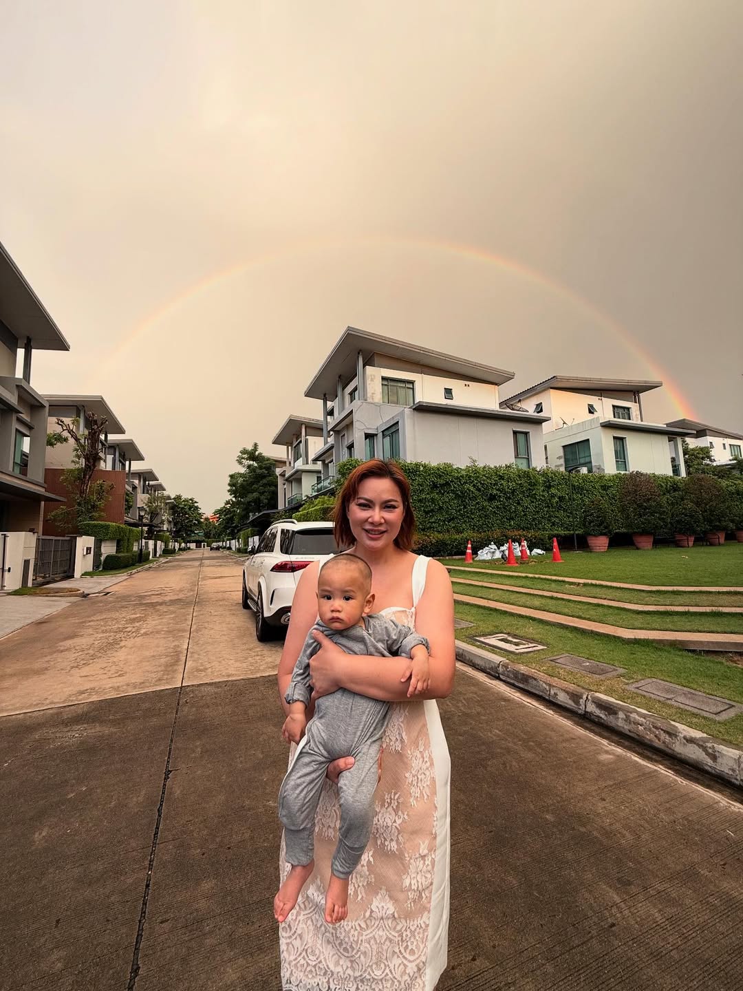 บุ๋ม - ปนัดดา วงศ์ผู้ดี