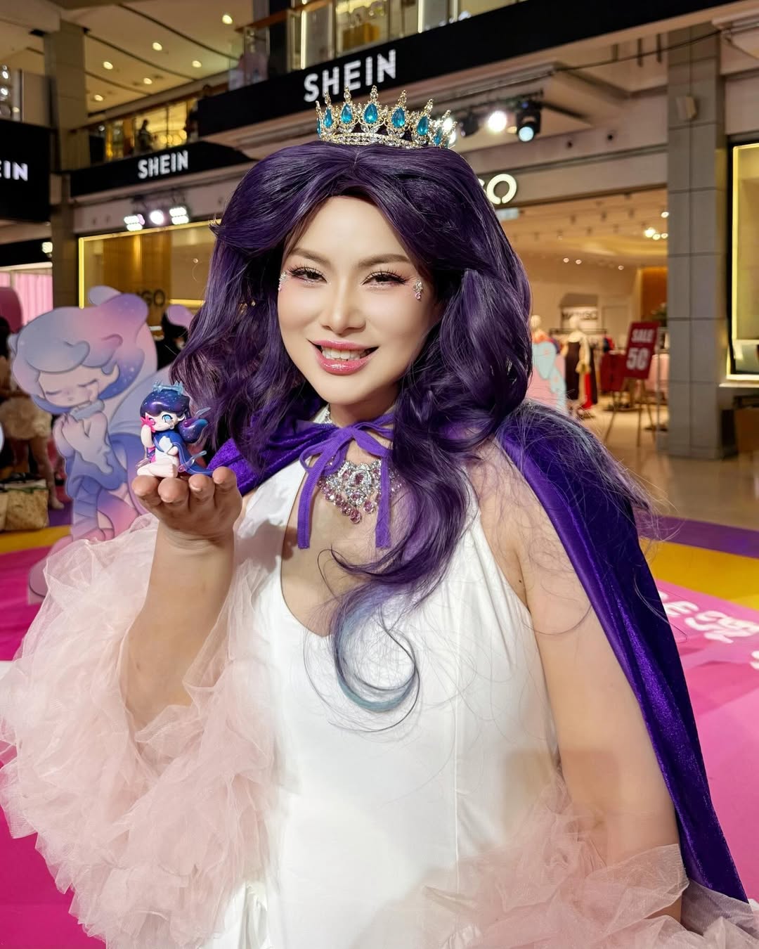 บุ๋ม - ปนัดดา วงศ์ผู้ดี