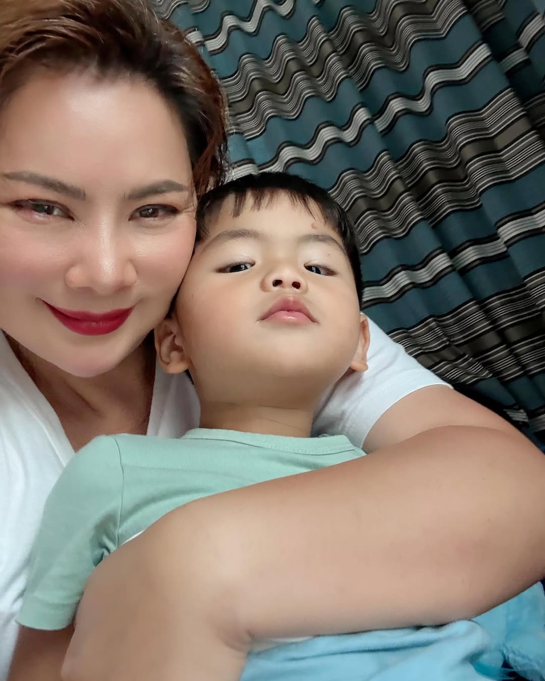 บุ๋ม - ปนัดดา วงศ์ผู้ดี