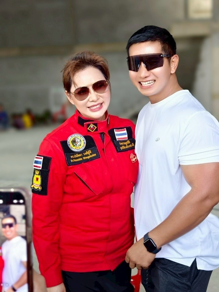 บุ๋ม - ปนัดดา วงศ์ผู้ดี