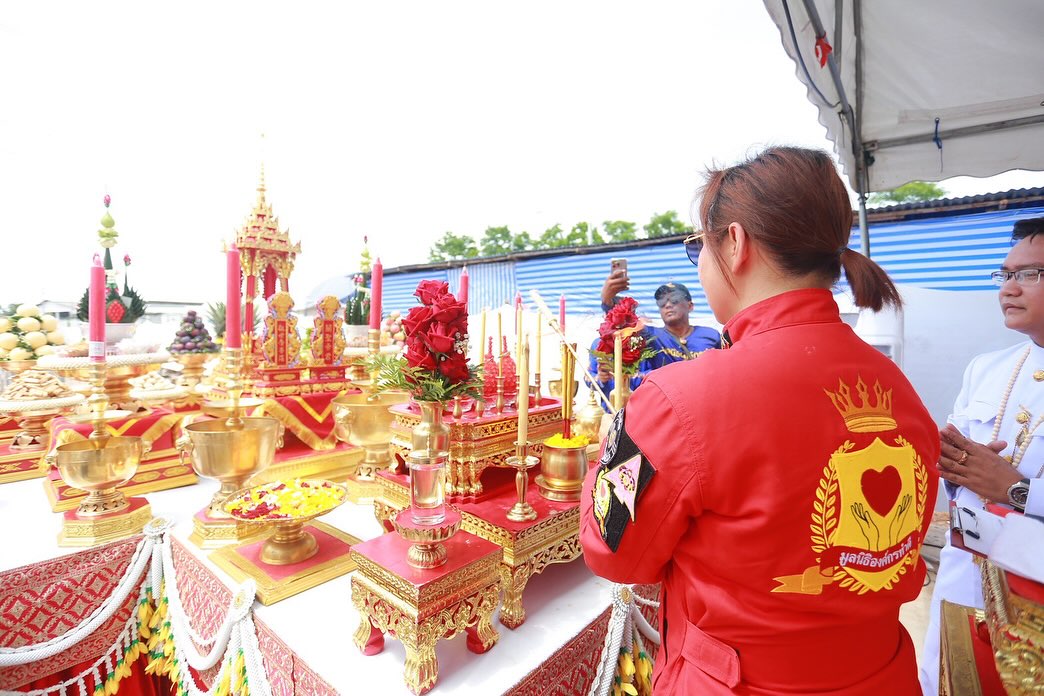 บุ๋ม - ปนัดดา วงศ์ผู้ดี