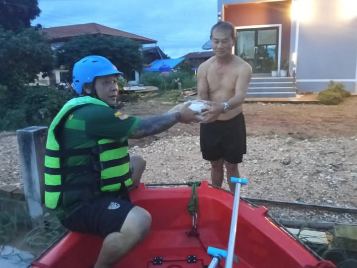 บุ๋ม - ปนัดดา วงศ์ผู้ดี