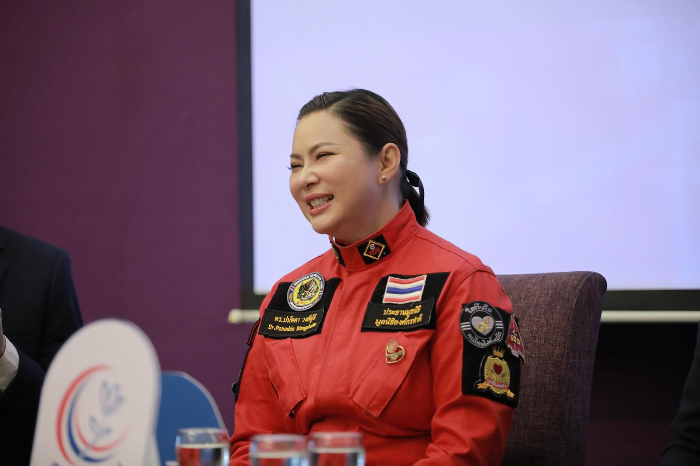 บุ๋ม - ปนัดดา วงศ์ผู้ดี