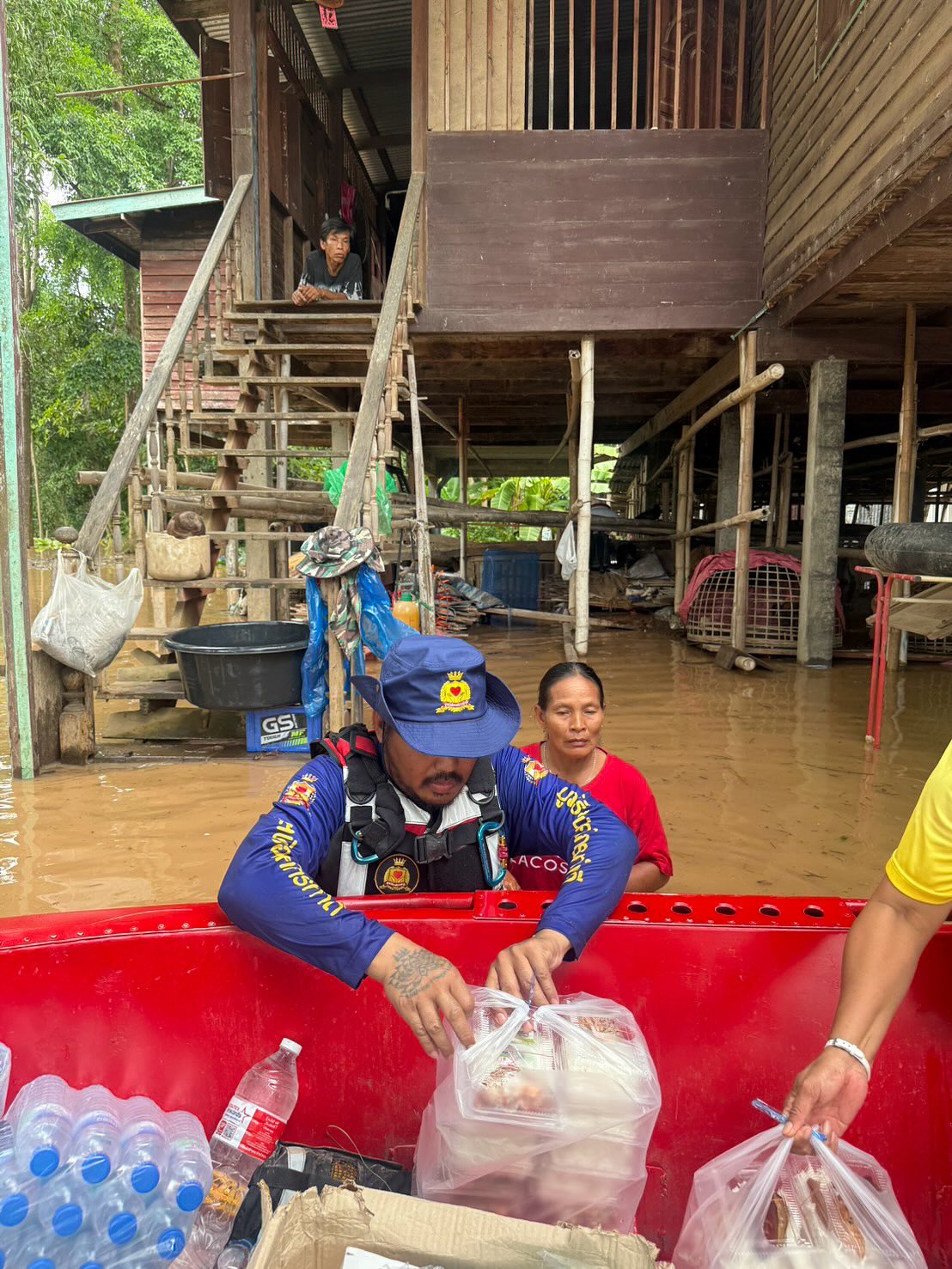 บุ๋ม - ปนัดดา วงศ์ผู้ดี