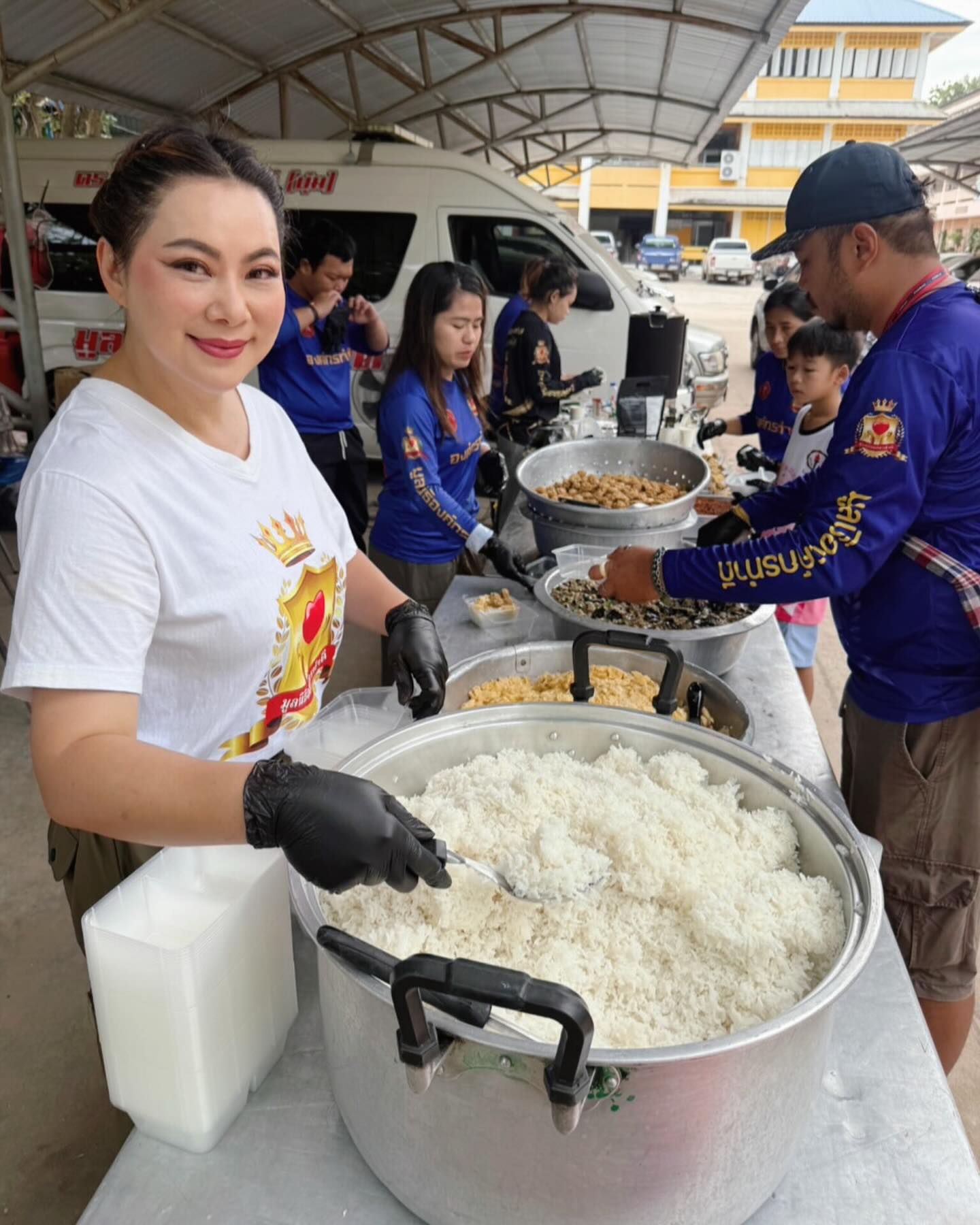 บุ๋ม - ปนัดดา วงศ์ผู้ดี