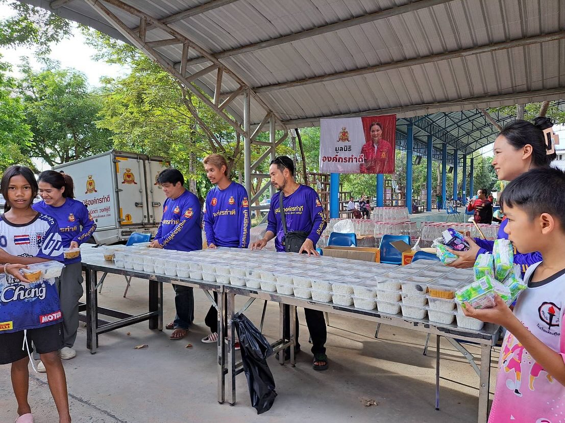 บุ๋ม - ปนัดดา วงศ์ผู้ดี