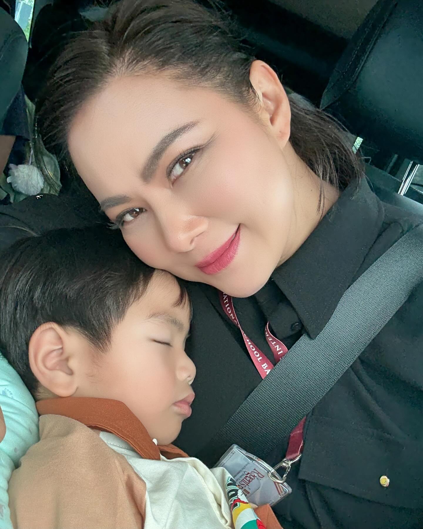 บุ๋ม - ปนัดดา วงศ์ผู้ดี