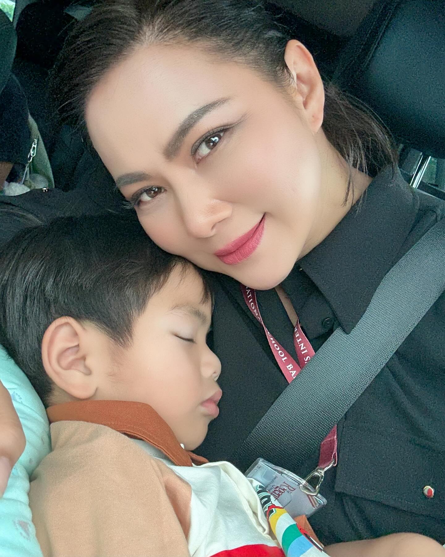 บุ๋ม - ปนัดดา วงศ์ผู้ดี