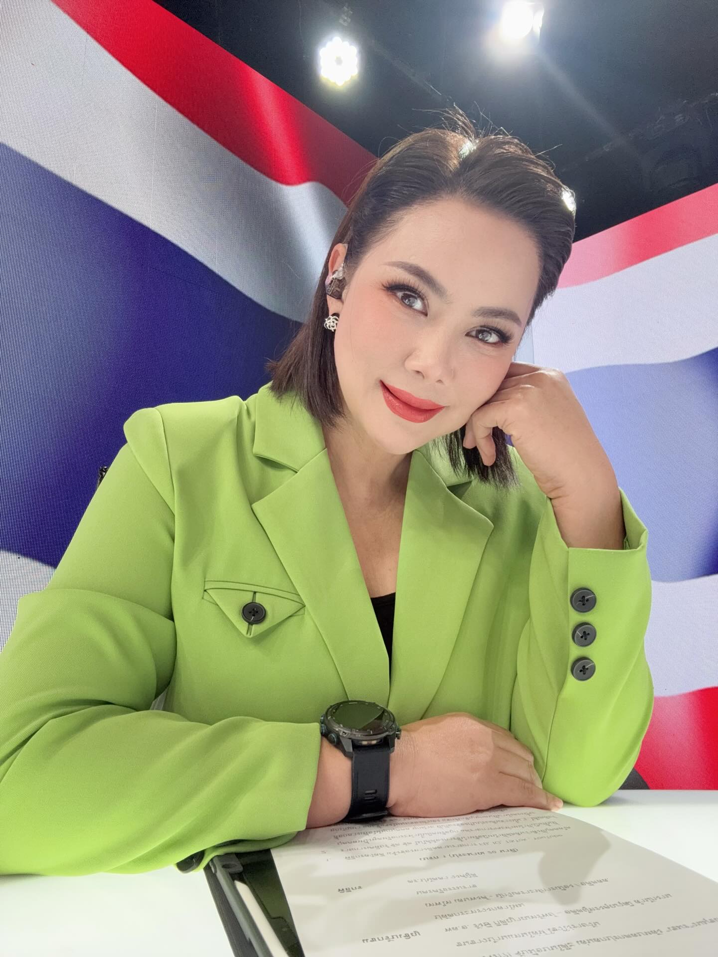 บุ๋ม - ปนัดดา วงศ์ผู้ดี