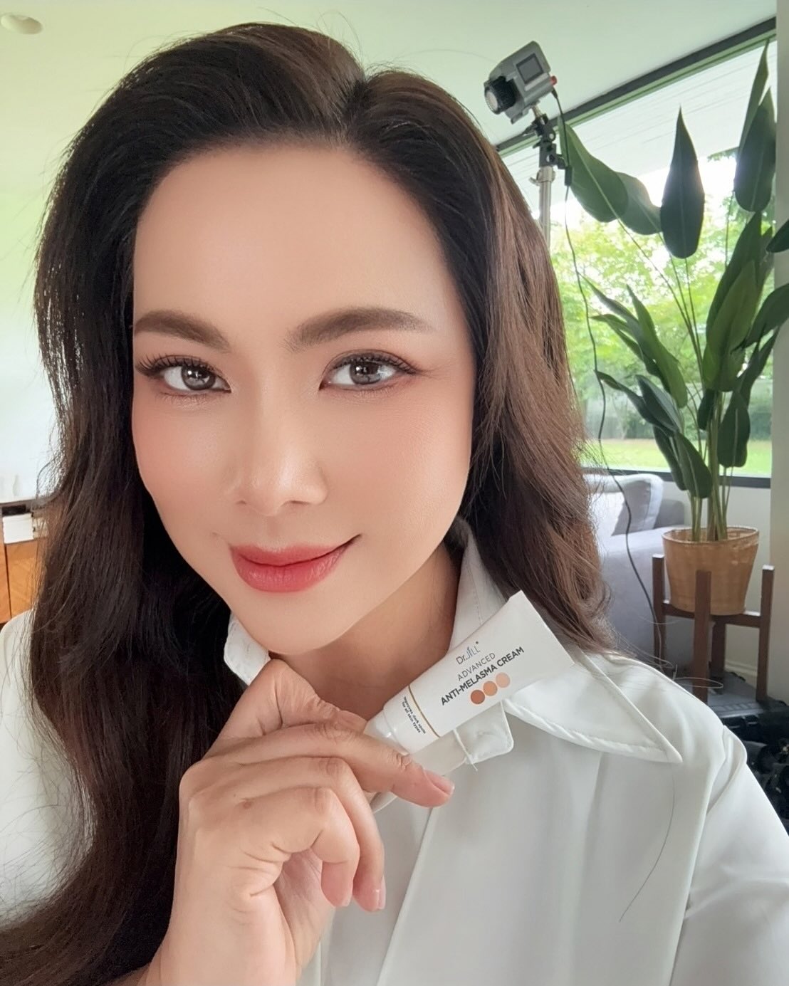 บุ๋ม - ปนัดดา วงศ์ผู้ดี