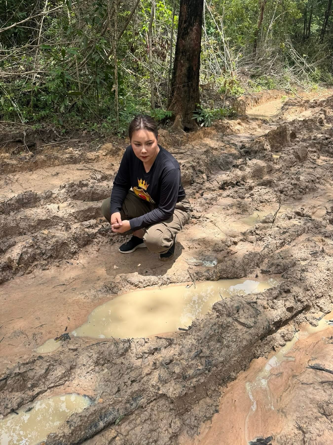 บุ๋ม - ปนัดดา วงศ์ผู้ดี