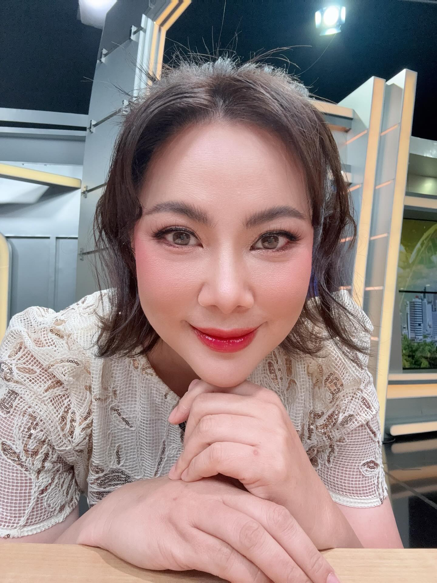 บุ๋ม - ปนัดดา วงศ์ผู้ดี