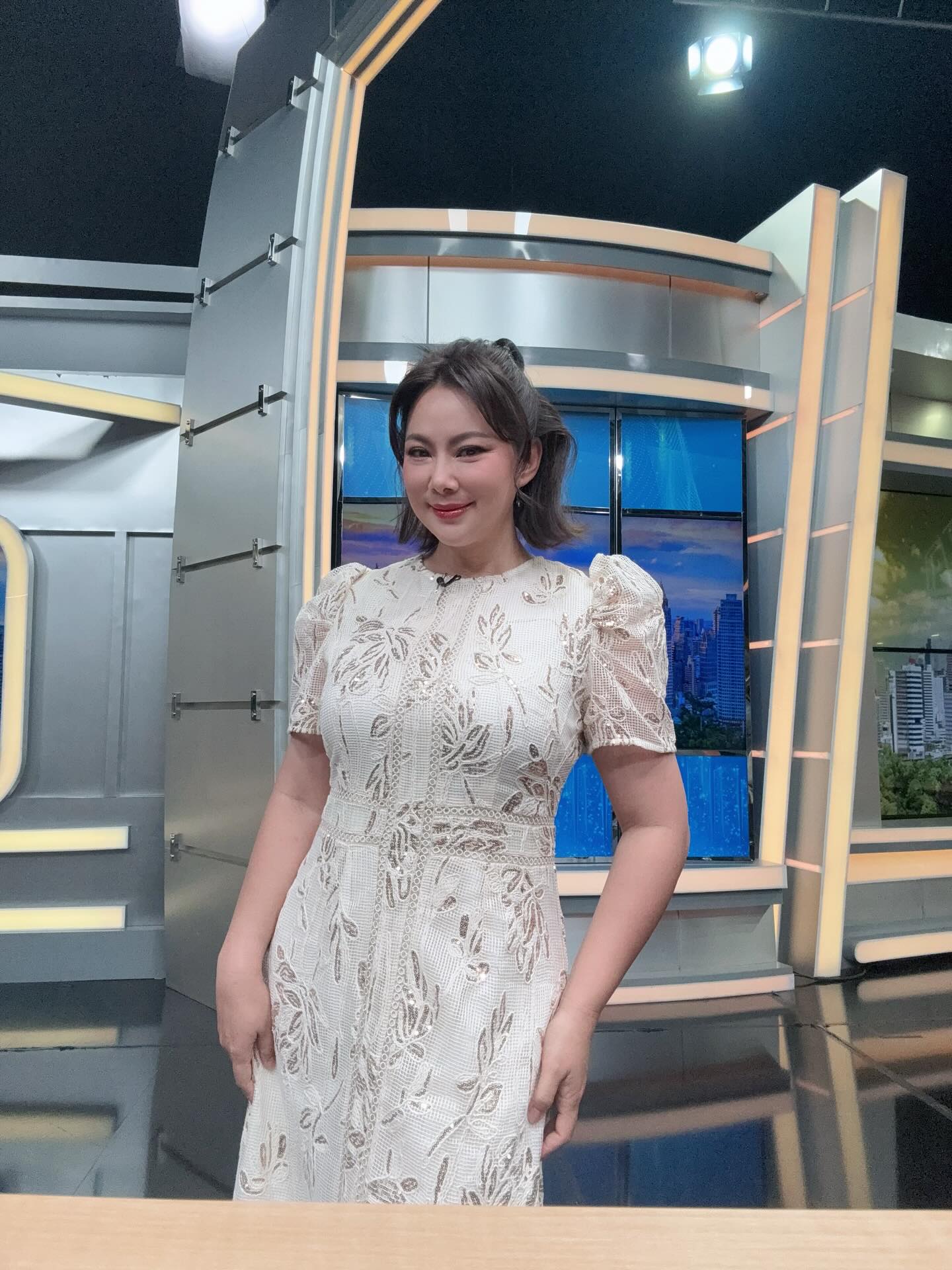 บุ๋ม - ปนัดดา วงศ์ผู้ดี